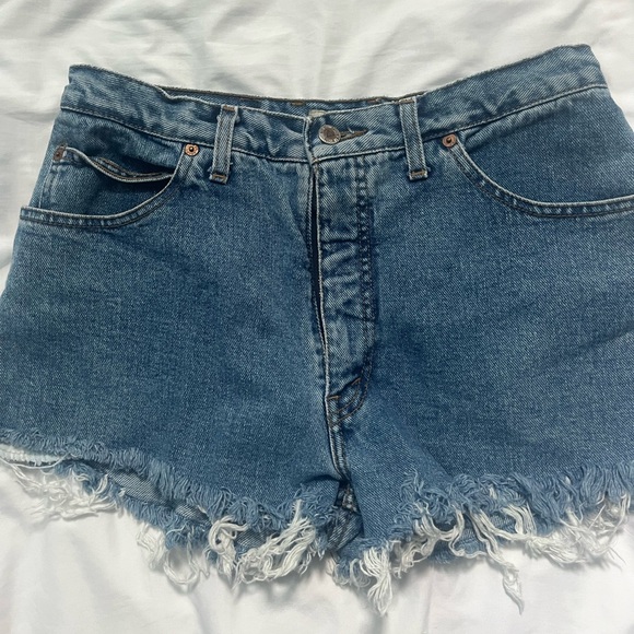 VINTAGE GUESS SHORTS - Picture 4 of 5